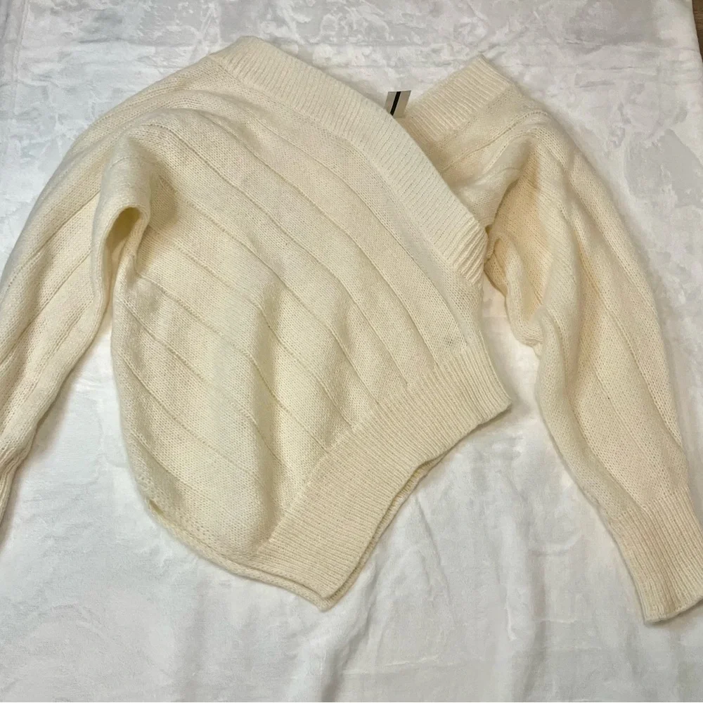 WRAPPED SWEATER WITH UNEVEN BOTTOM Size S - Picture 6 of 6
